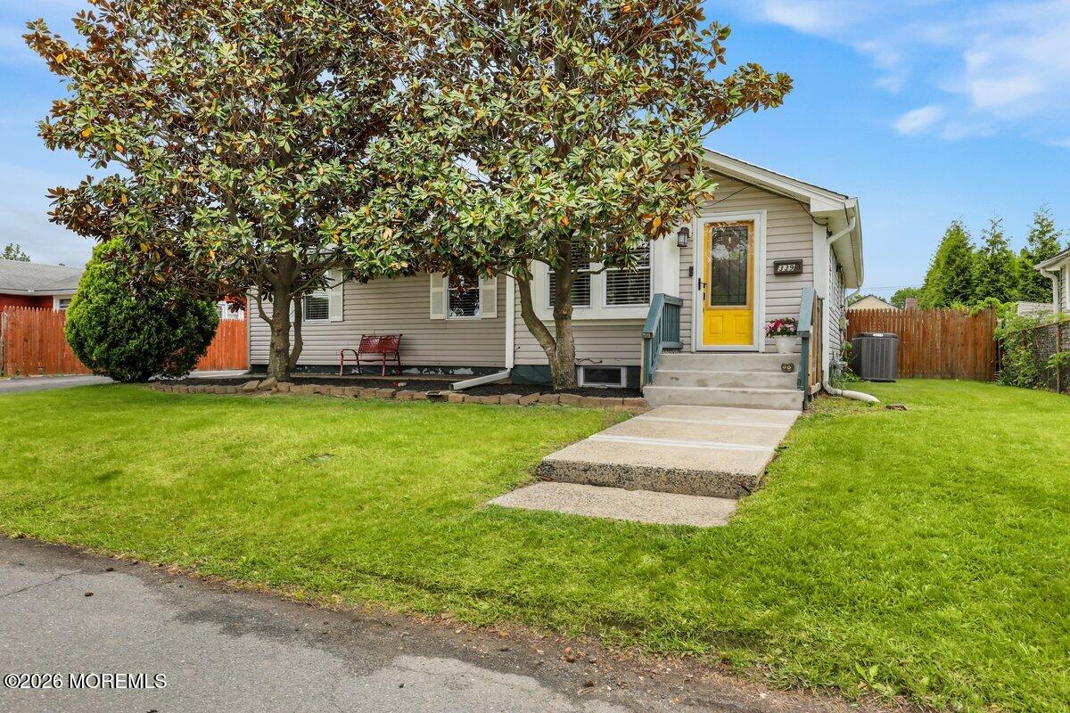 339 Raritan Boulevard Keyport, NJ 07735 - Photo 3 of 37 339-Front of Home 2