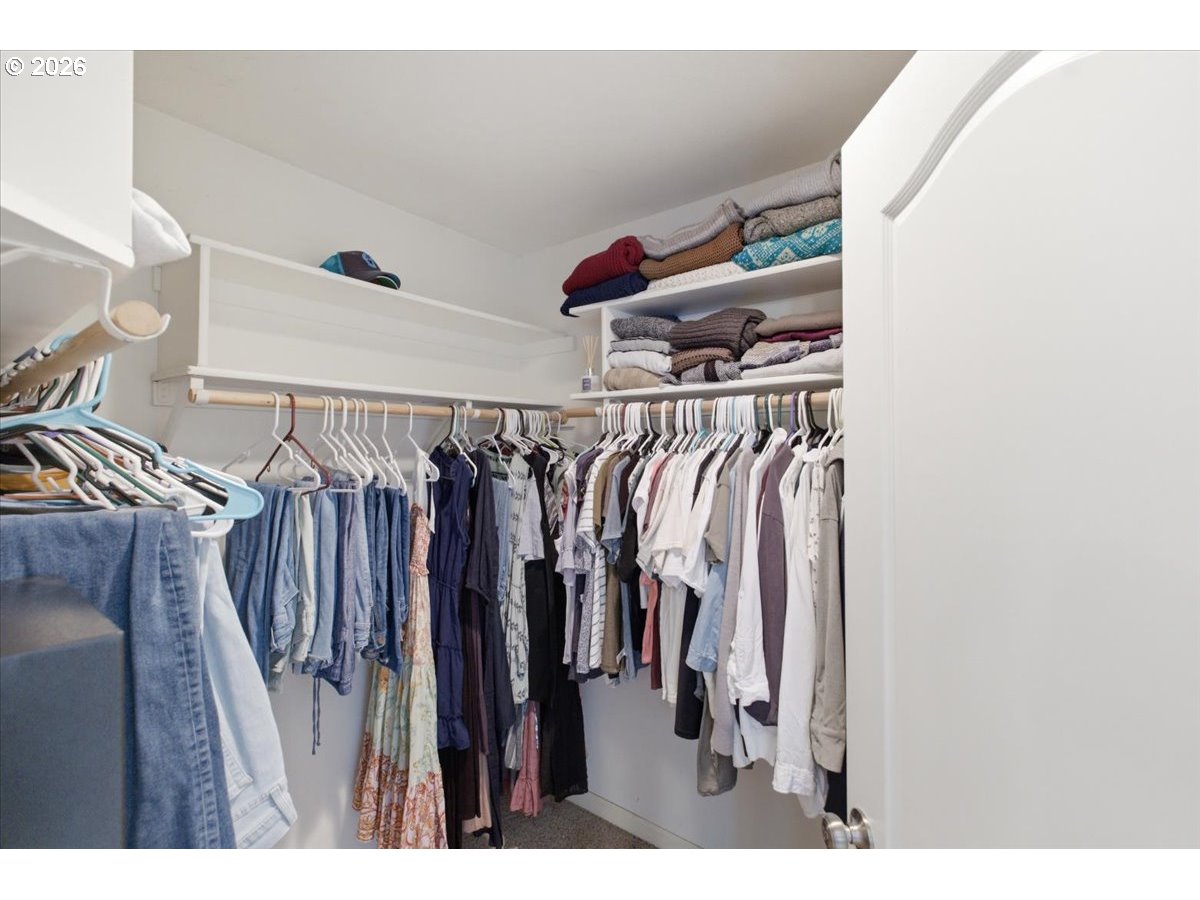 684 Northwest Jasper Street Dallas, OR 97338 - Photo 31 of 38