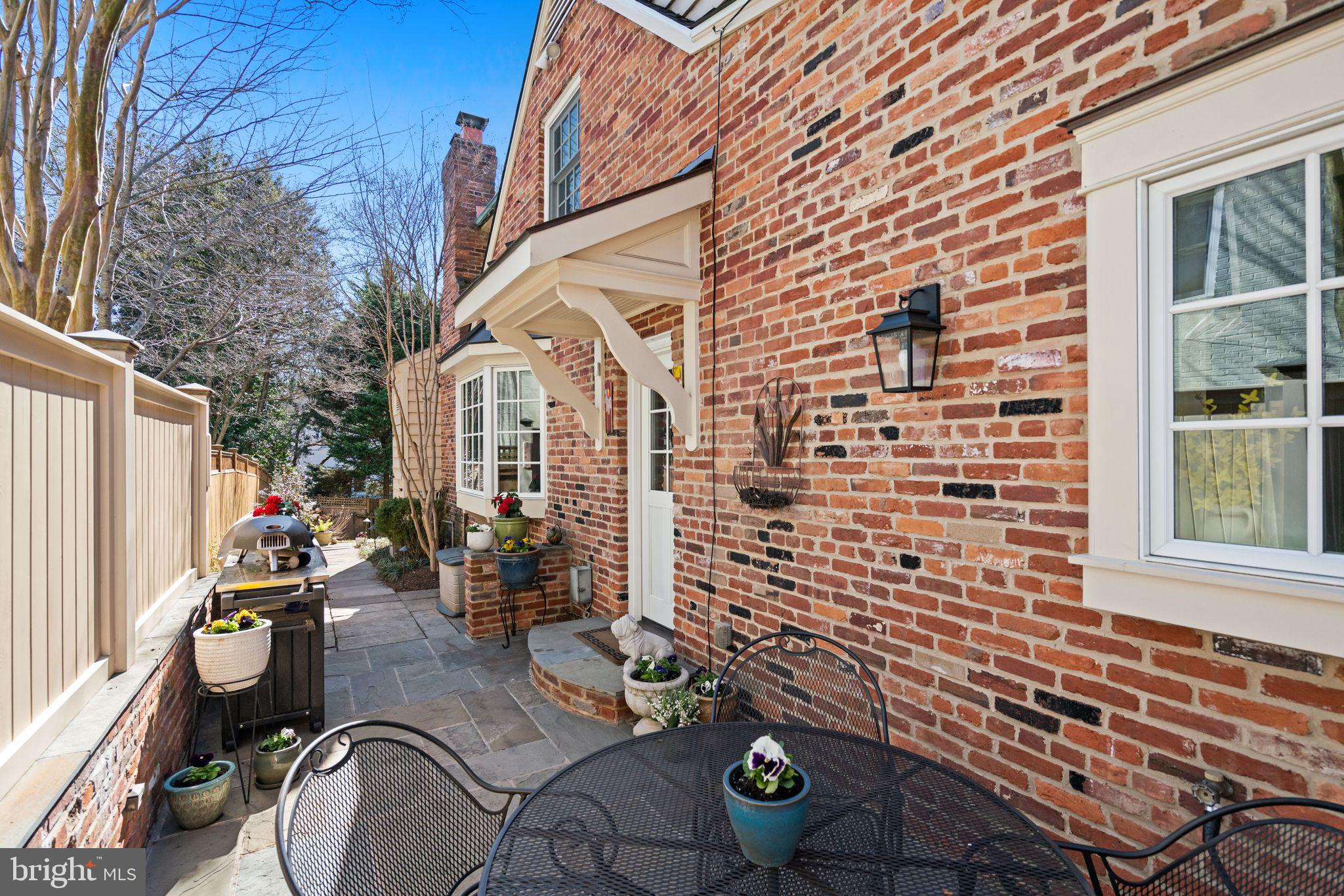 5310 Elliott Road Bethesda, MD 20816 - Photo 17 of 89