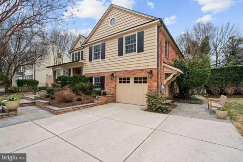$2,325,000 | 5310 Elliott Road, Bethesda, MD 20816