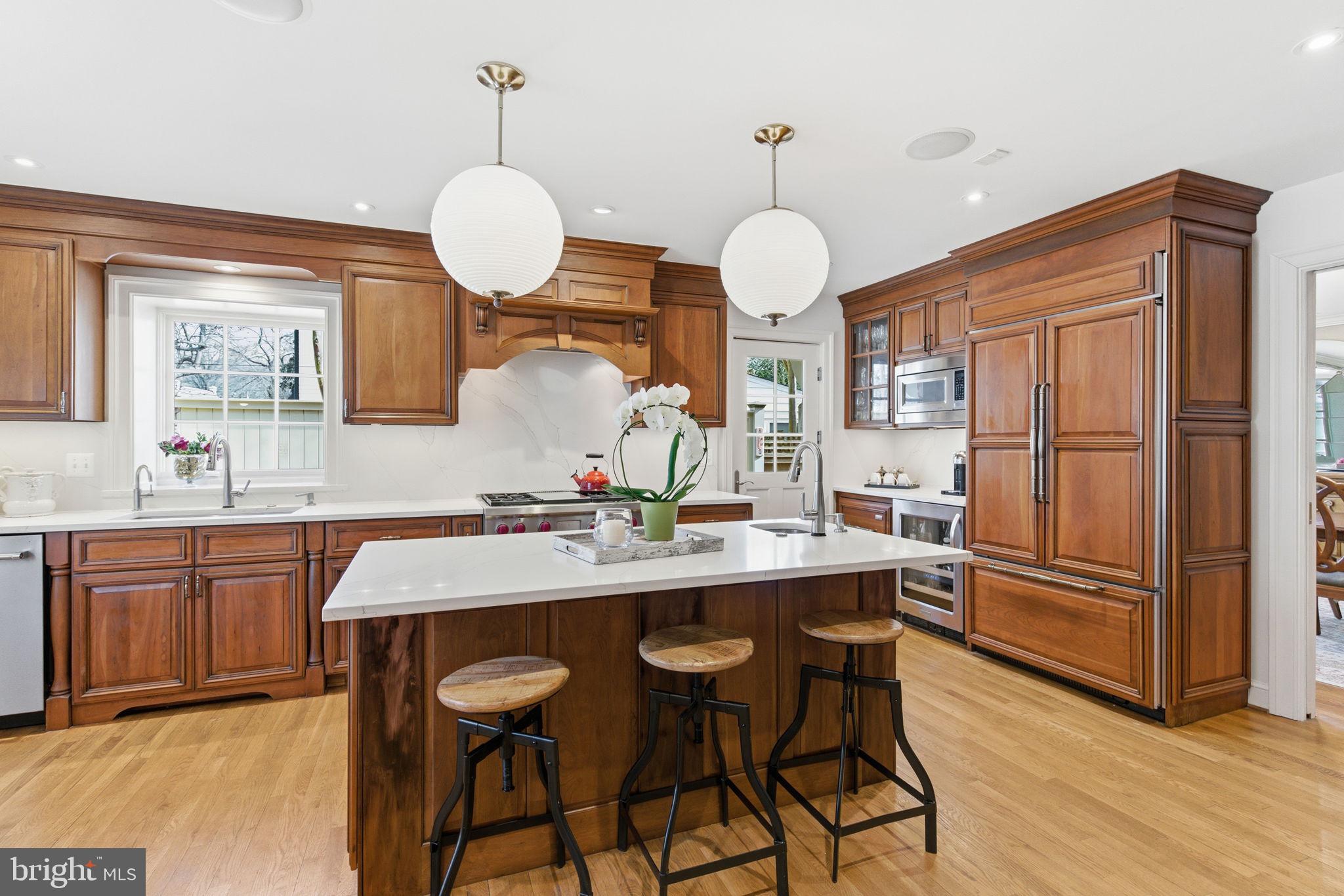 5310 Elliott Road Bethesda, MD 20816 - Photo 7 of 84