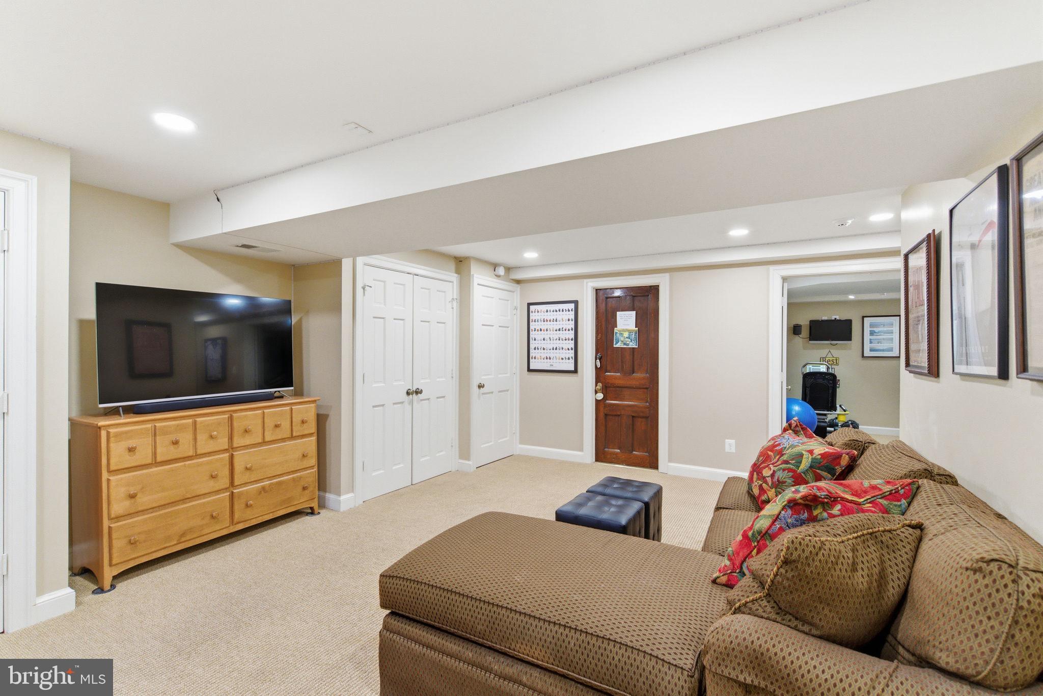 5310 Elliott Road Bethesda, MD 20816 - Photo 73 of 84