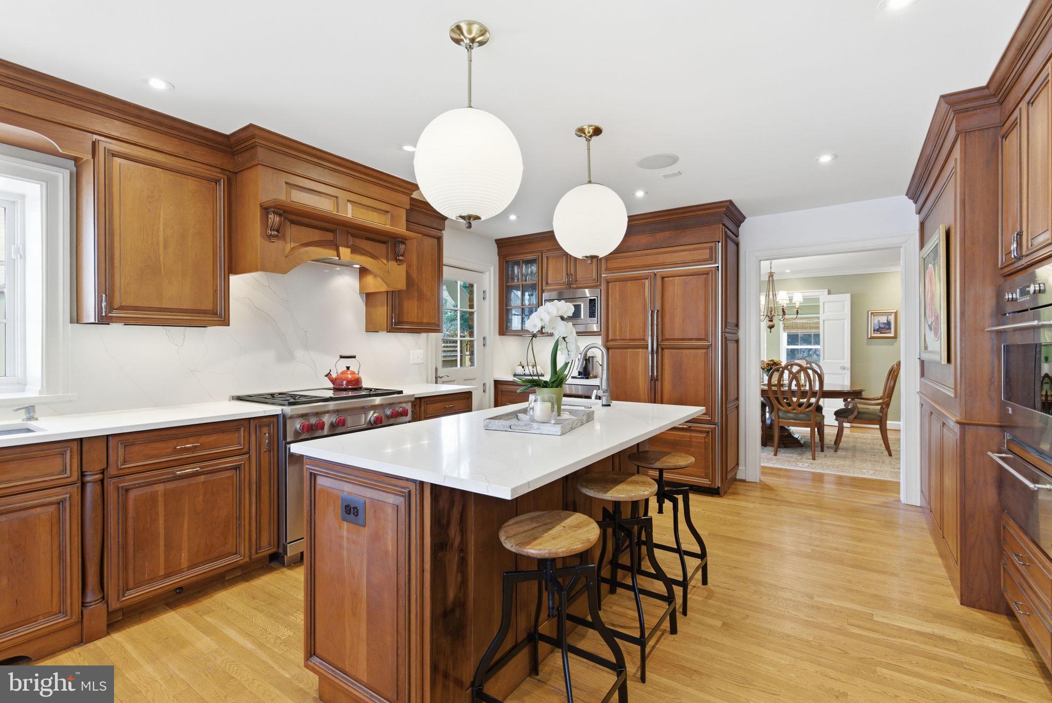 5310 Elliott Road Bethesda, MD 20816 - Photo 9 of 84