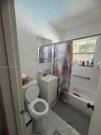 $3,000 | 331 Northwest 39th Avenue, Unit 1, Lauderhill, FL 33311
