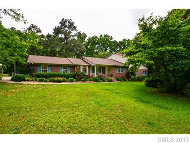 2104 Mountain Laurel Road Lancaster, SC 29720 - Photo 1 of 16