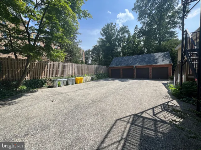 $2,200 | 426 Old Lancaster Road, Unit 1W, Haverford, PA 19041