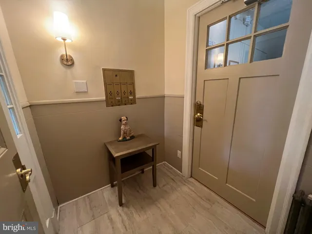 $2,200 | 426 Old Lancaster Road, Unit 1W, Haverford, PA 19041