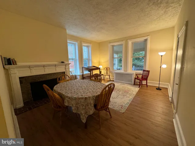 $2,200 | 426 Old Lancaster Road, Unit 1W, Haverford, PA 19041