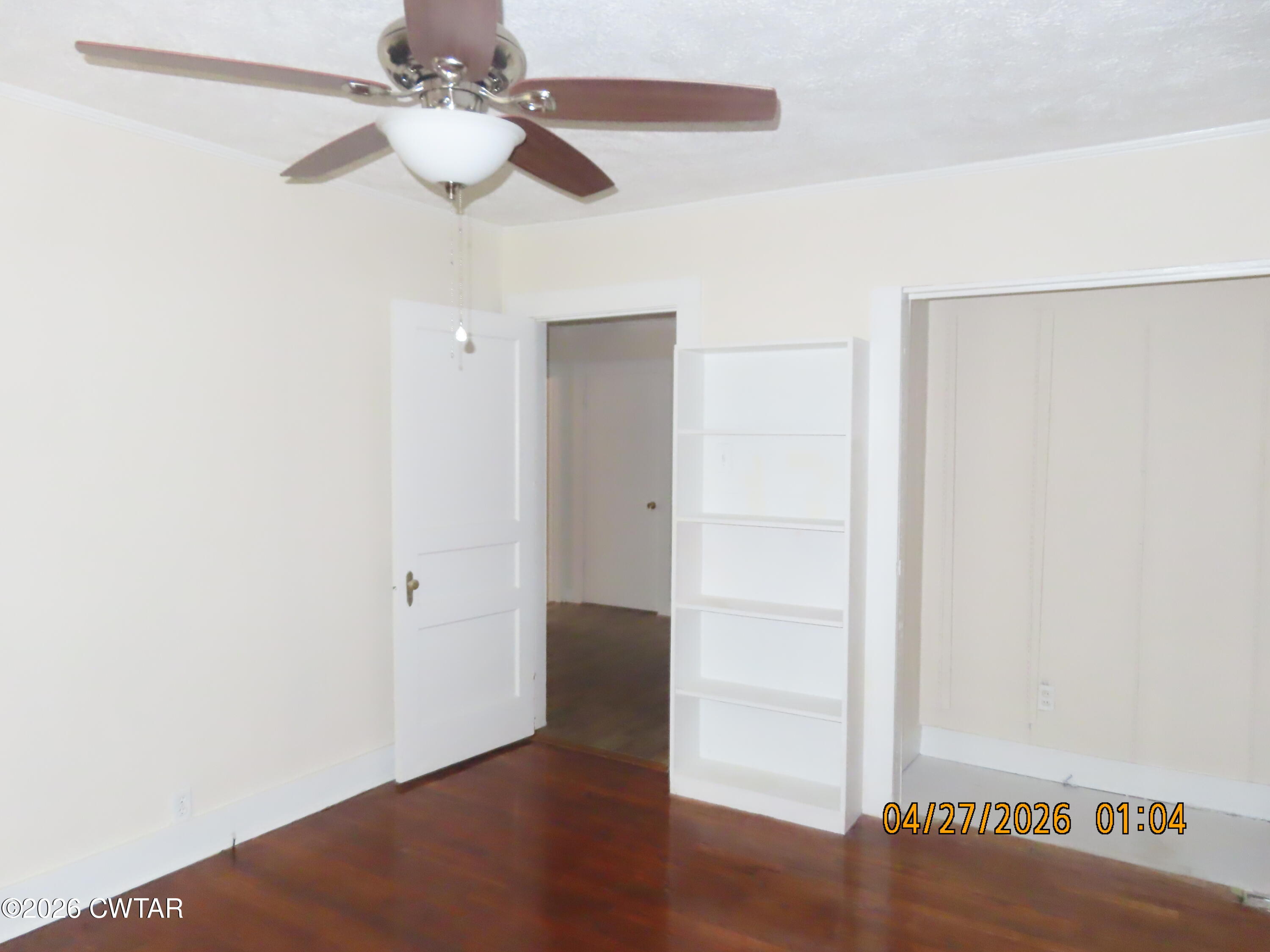 43 Bemis Lane Jackson, TN 38301 - Photo 11 of 18 a view of an empty room with a window