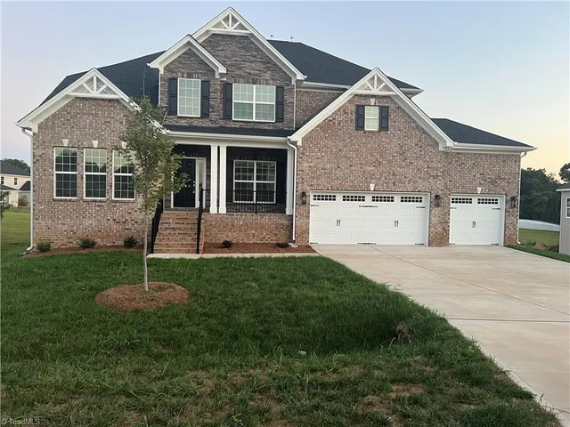 $699,900 | 1096 Hollow Creek Lane, Unit 16, Kernersville, NC 27284