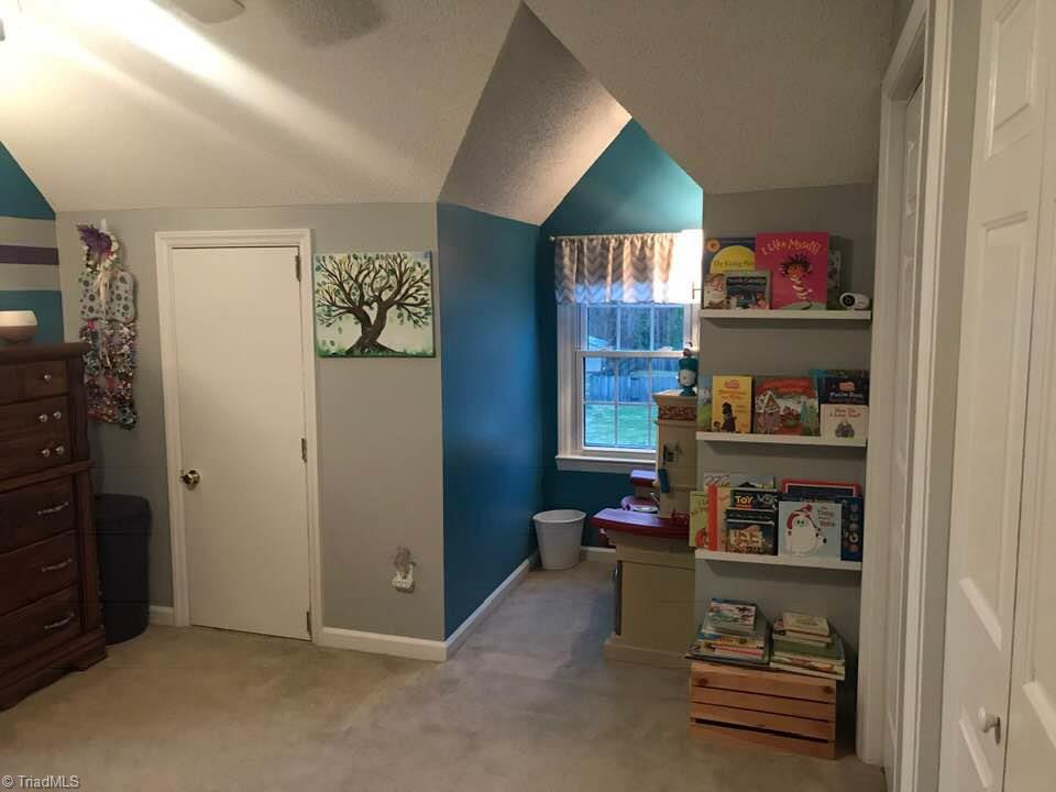 1104 Raleigh Court High Point, NC 27262 - Photo 15 of 24 Gallery Image 15
