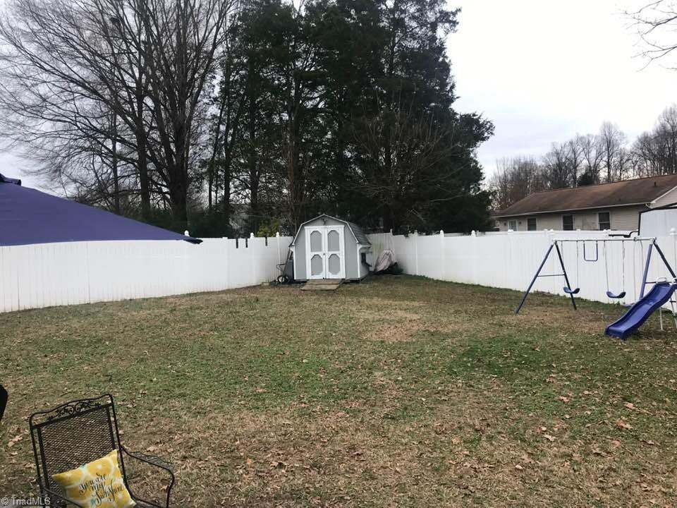 1104 Raleigh Court High Point, NC 27262 - Photo 22 of 24 Gallery Image 22