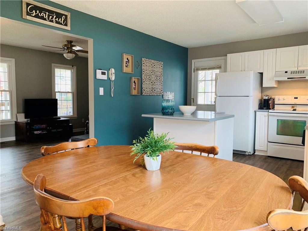 1104 Raleigh Court High Point, NC 27262 - Photo 7 of 24 Gallery Image 7