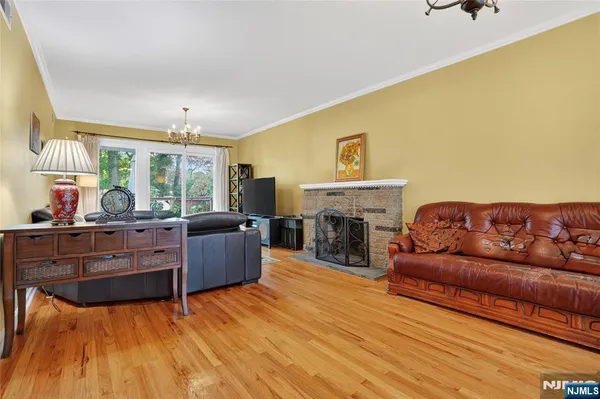 $6,500 | 16 Greentree Terrace, Tenafly, NJ 07670