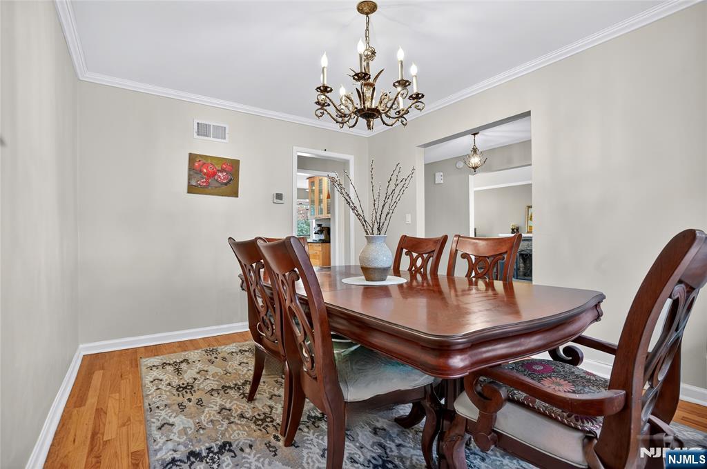 16 Greentree Terrace Tenafly, NJ 07670 - Photo 8 of 24