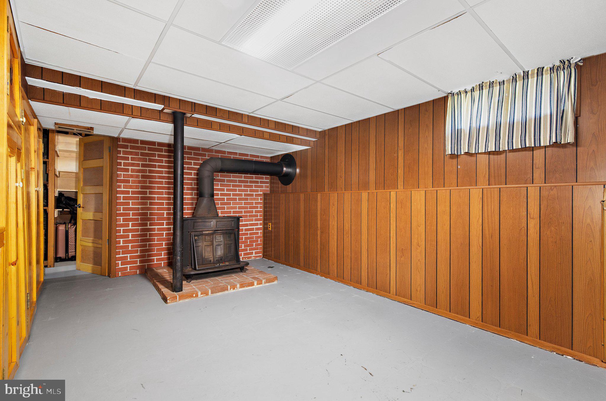 205 7th Avenue Baltimore, MD 21225 - Photo 28 of 61