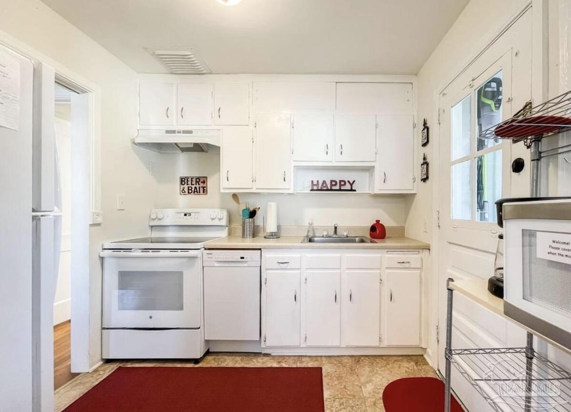 805 Rue Max Street Pensacola, FL 32507 - Photo 11 of 13