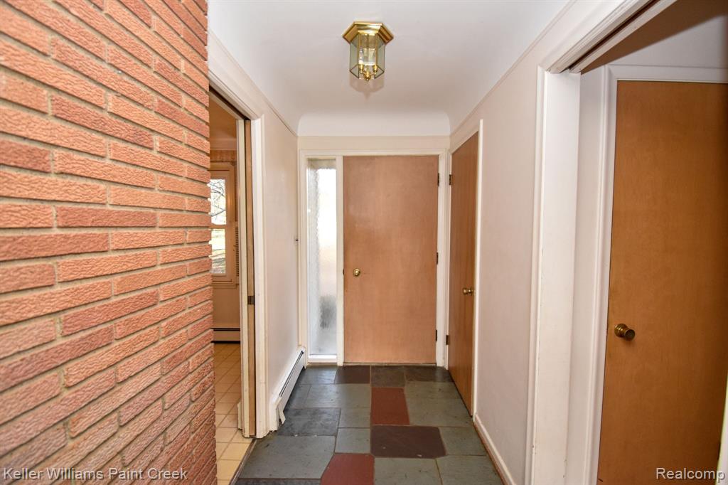 321 East Maryknoll Road Rochester Hills, MI 48309 - Photo 8 of 53
