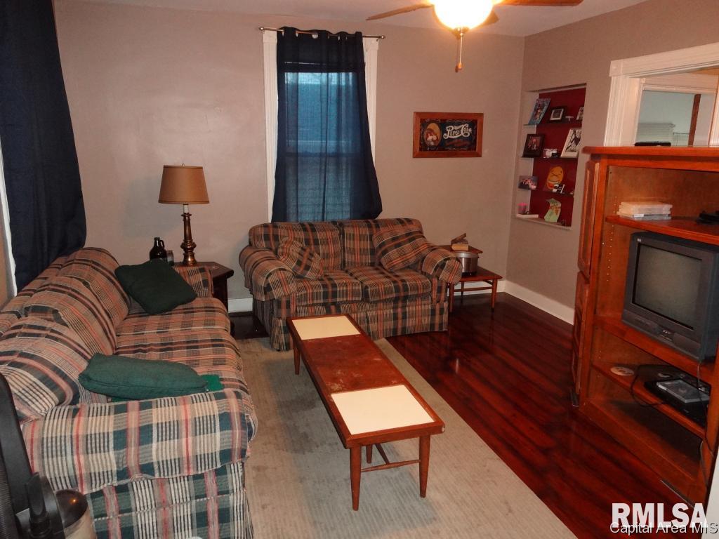 621 East Laurel Street Springfield, IL 62703 - Photo 3 of 13