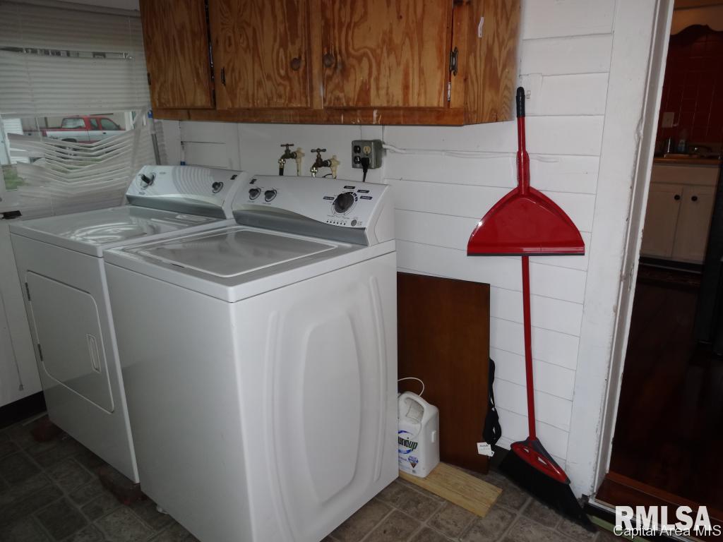 621 East Laurel Street Springfield, IL 62703 - Photo 8 of 13