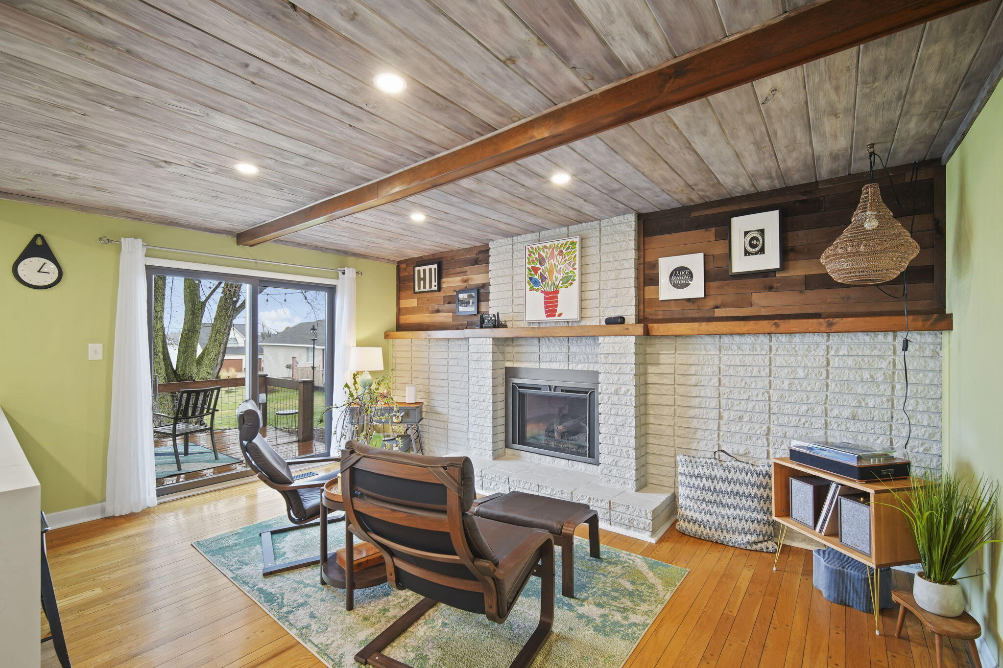 6376 Kelley Road Brooklyn, MI 49230 - Photo 18 of 67 Family Room w/Fireplace