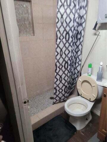 2.27ac Container/cabin Home Beryl, UT 84714 - Photo 7 of 24 007. Bathroom