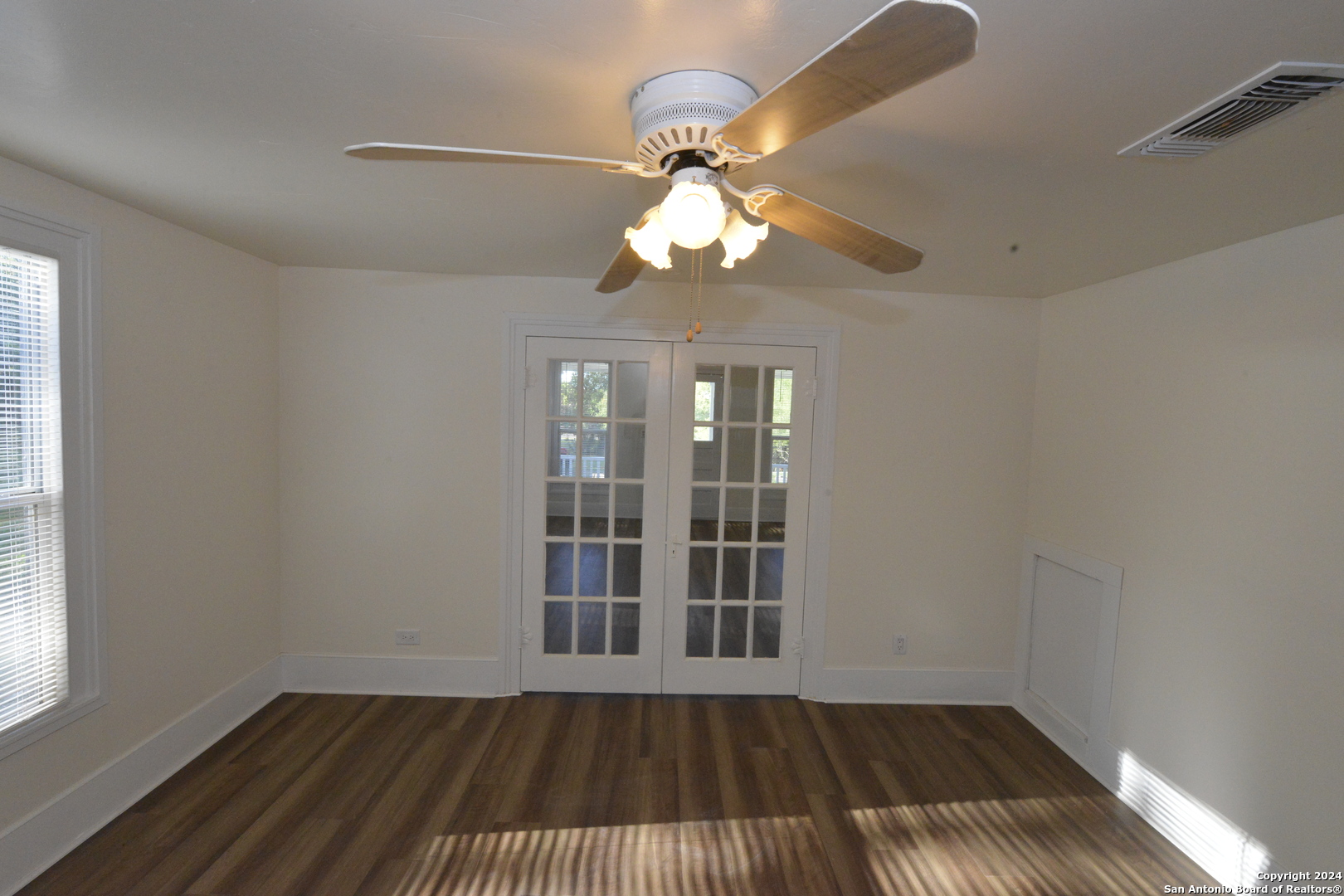 1598 Highway 16 Bandera, TX 78003 - Photo 12 of 28