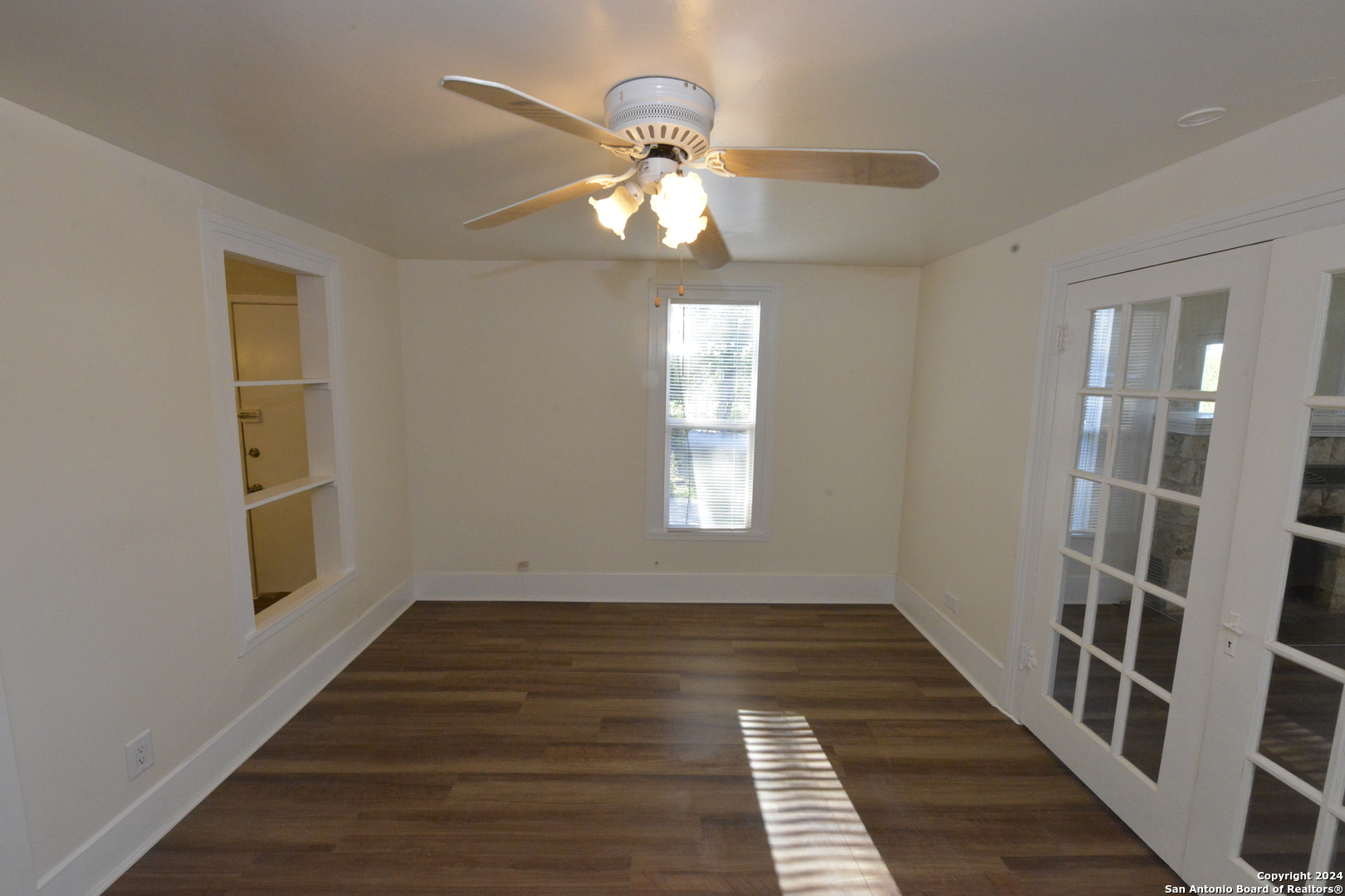 1598 Highway 16 Bandera, TX 78003 - Photo 13 of 28