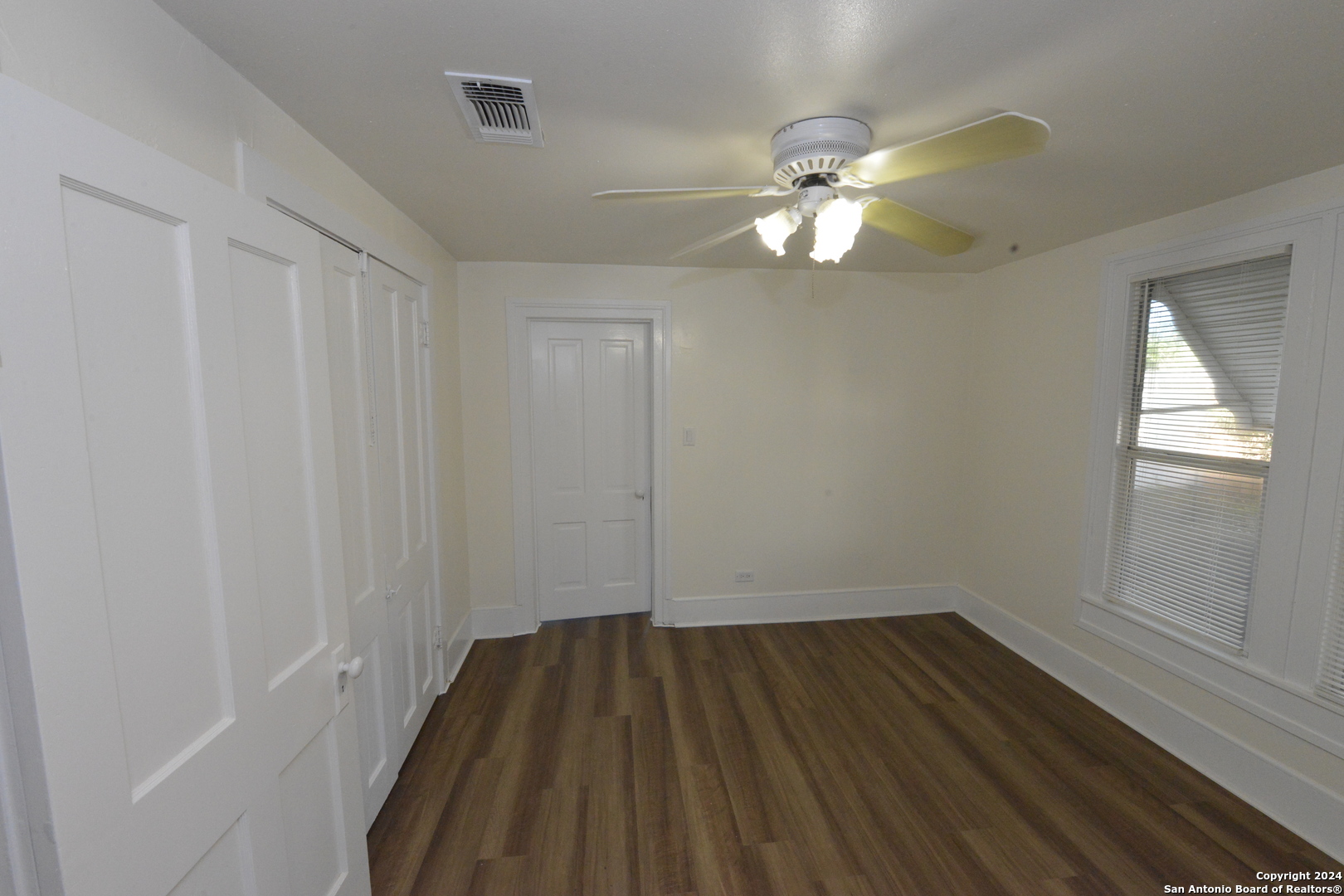 1598 Highway 16 Bandera, TX 78003 - Photo 19 of 28