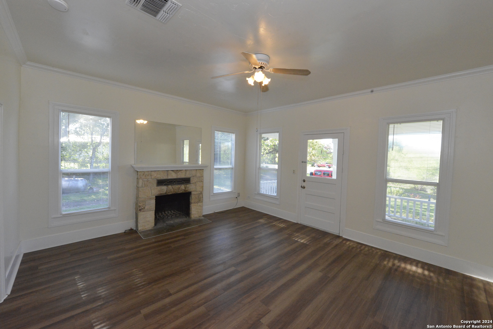 1598 Highway 16 Bandera, TX 78003 - Photo 8 of 28