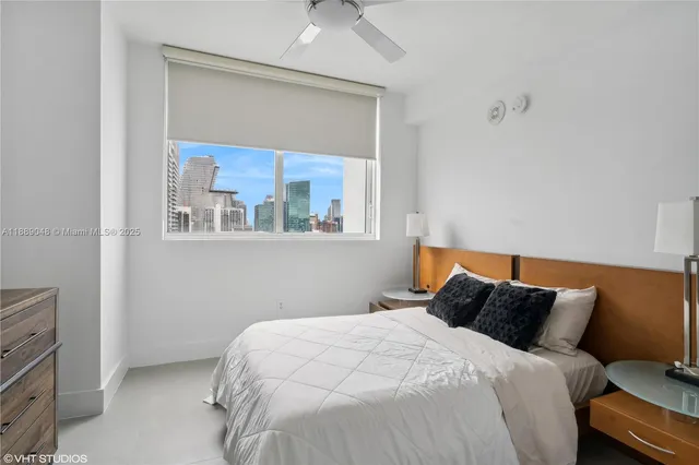 $875,000 | 244 Biscayne Boulevard, Unit 3903, Miami, FL 33132