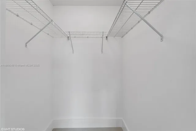 $875,000 | 244 Biscayne Boulevard, Unit 3903, Miami, FL 33132