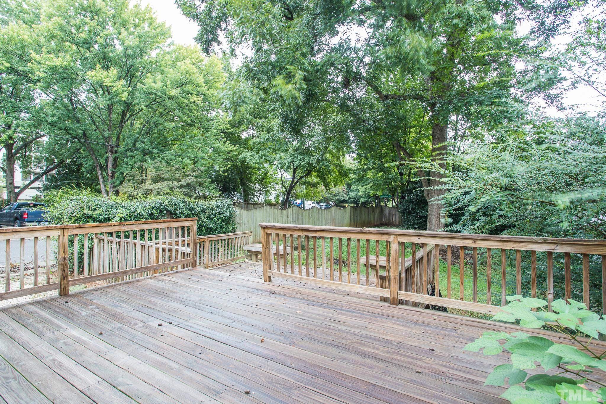 808 Brooklyn Street Raleigh, NC 27605 - Photo 6 of 29 Gallery Image 6