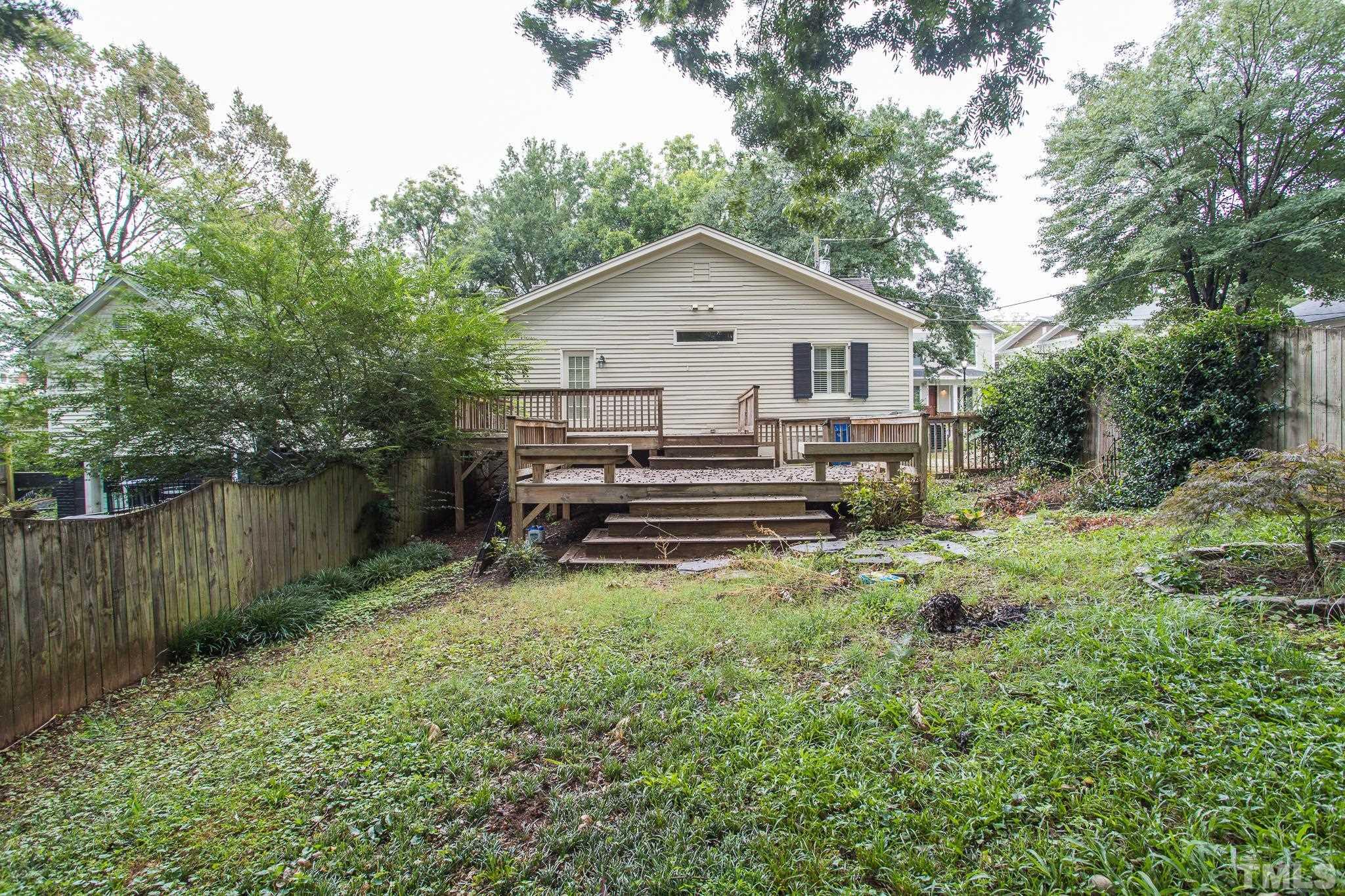 808 Brooklyn Street Raleigh, NC 27605 - Photo 8 of 29 Gallery Image 8