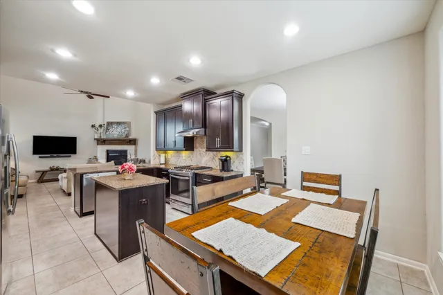 $3,200 | 1539 Giles Drive, Richmond, TX 77406