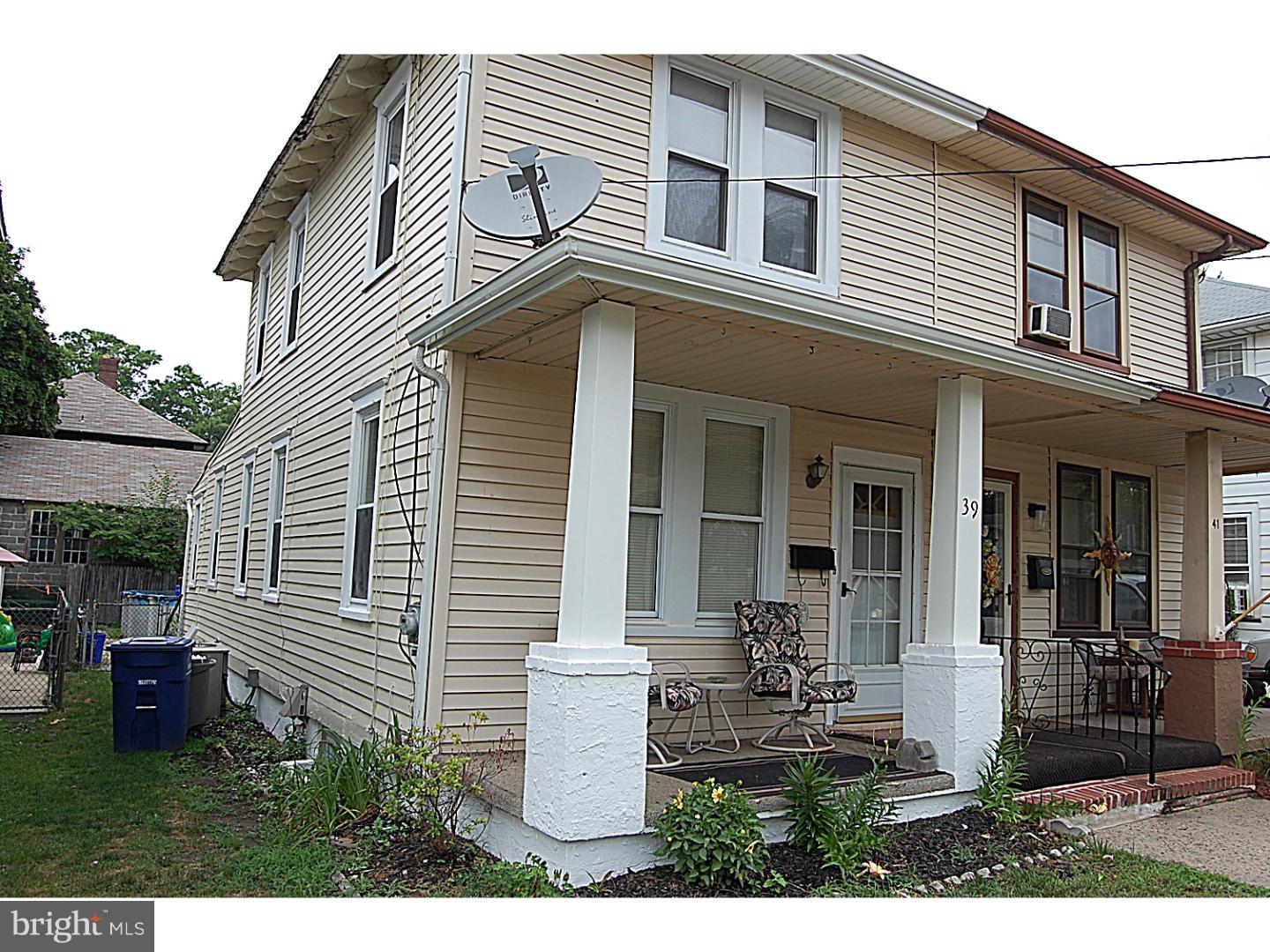 39 Lee Street Riverside, NJ 08075 - Photo 2 of 15