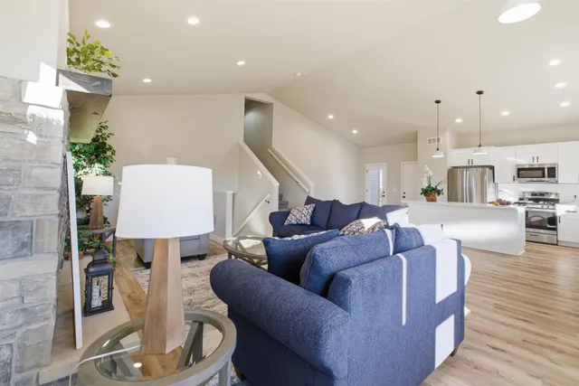 $549,900 | 6683 Warner Farm Drive, DeForest, WI 53532