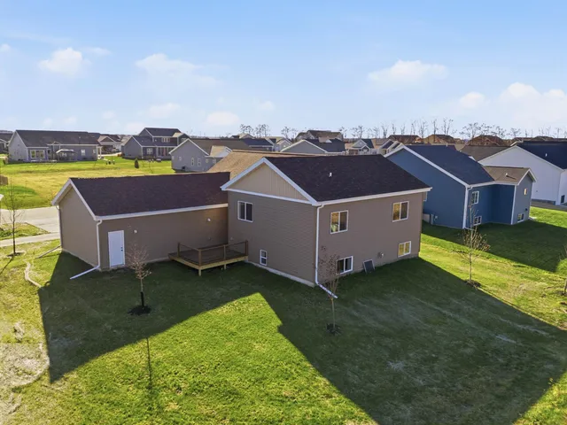 $549,900 | 6683 Warner Farm Drive, DeForest, WI 53532