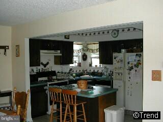 304 Hunters Road Swedesboro, NJ 08085 - Photo 3 of 5