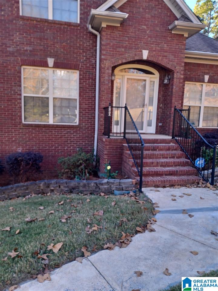 980 Diane Street Southwest Leeds, AL 35094 - Photo 3 of 22