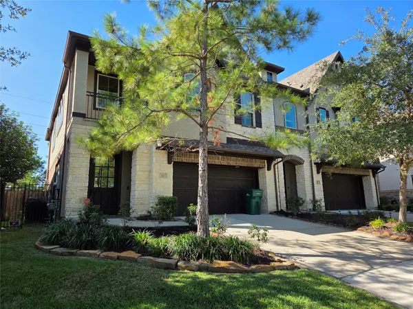 $2,900 | 14 Jonquil Place, Tomball, TX 77375