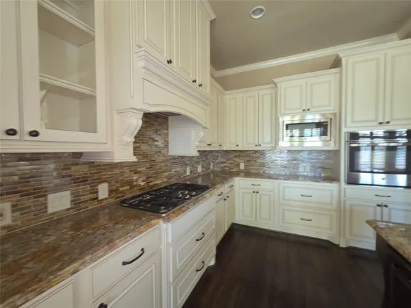 $2,900 | 14 Jonquil Place, Tomball, TX 77375