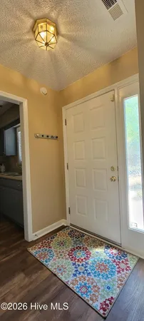 $1,400 | 105 Sunshine Lane, Unit A, Winterville, NC 28590