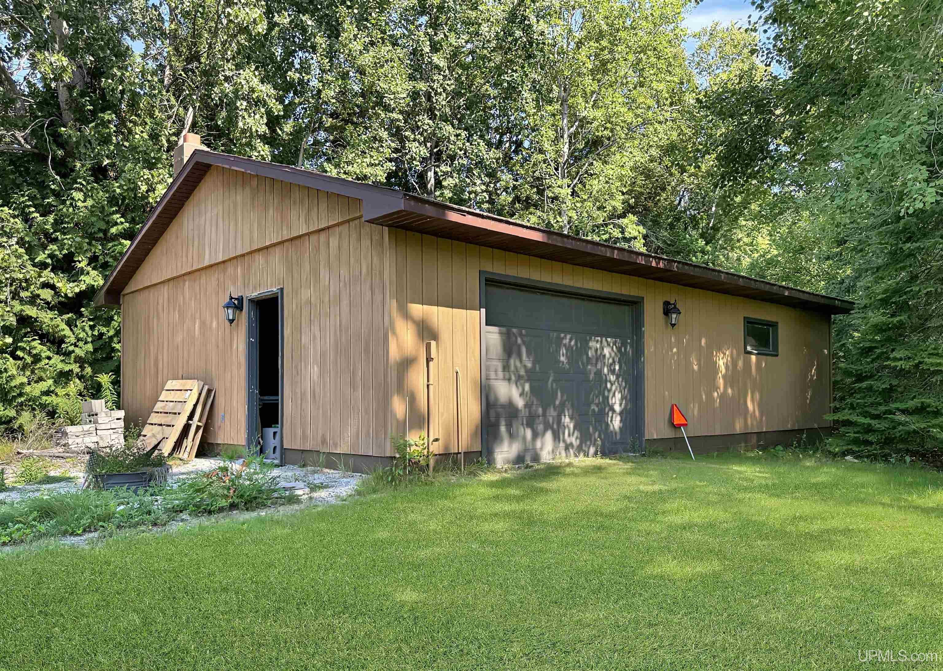 3465 K Road Bark River, MI 49807 - Photo 43 of 50
