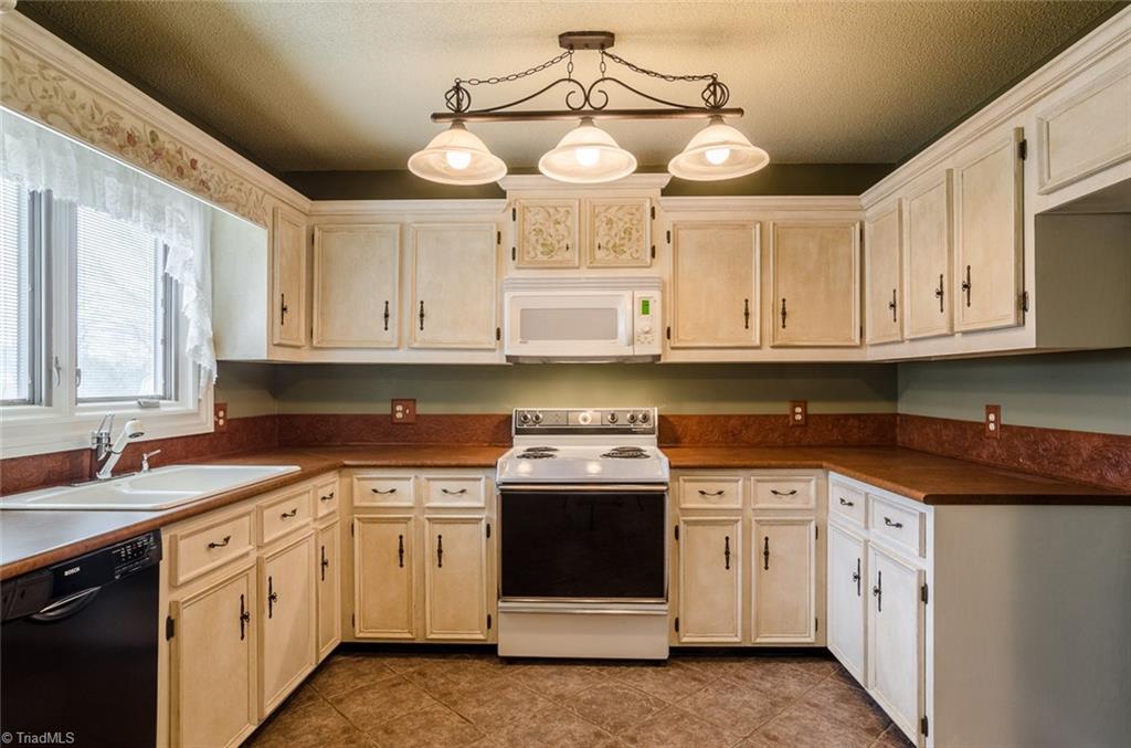 7202 Mason Road Climax, NC 27233 - Photo 3 of 26 Gallery Image 3
