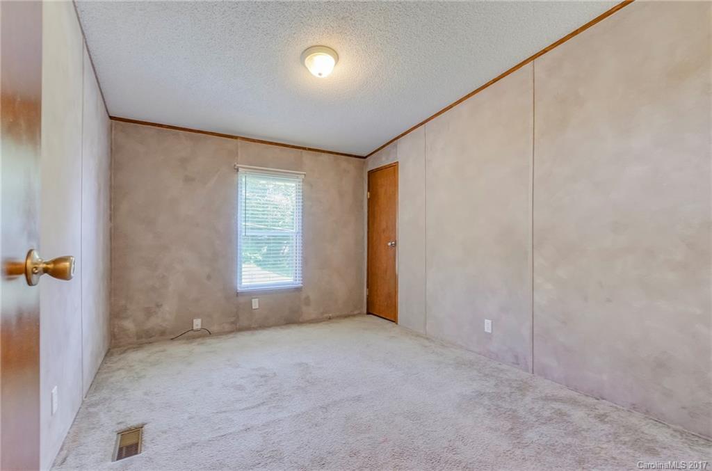 65 Harris Ridge Road Candler, NC 28715 - Photo 14 of 22 Gallery Image 14