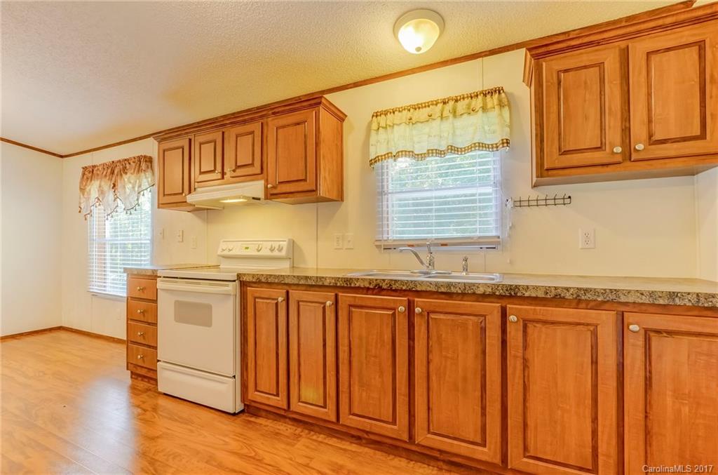 65 Harris Ridge Road Candler, NC 28715 - Photo 7 of 22 Gallery Image 7
