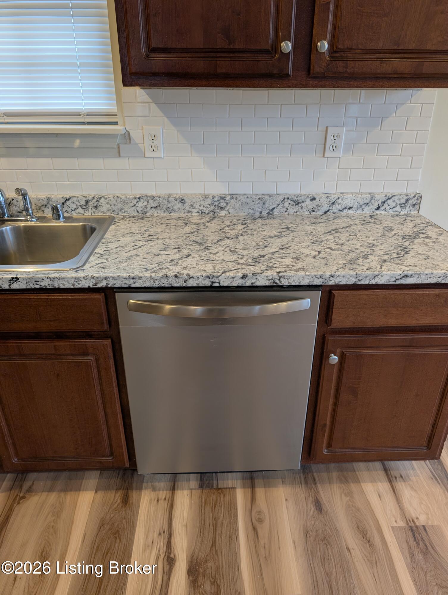 436 Hensley Road Shepherdsville, KY 40165 - Photo 10 of 23 Brand new dishwasher