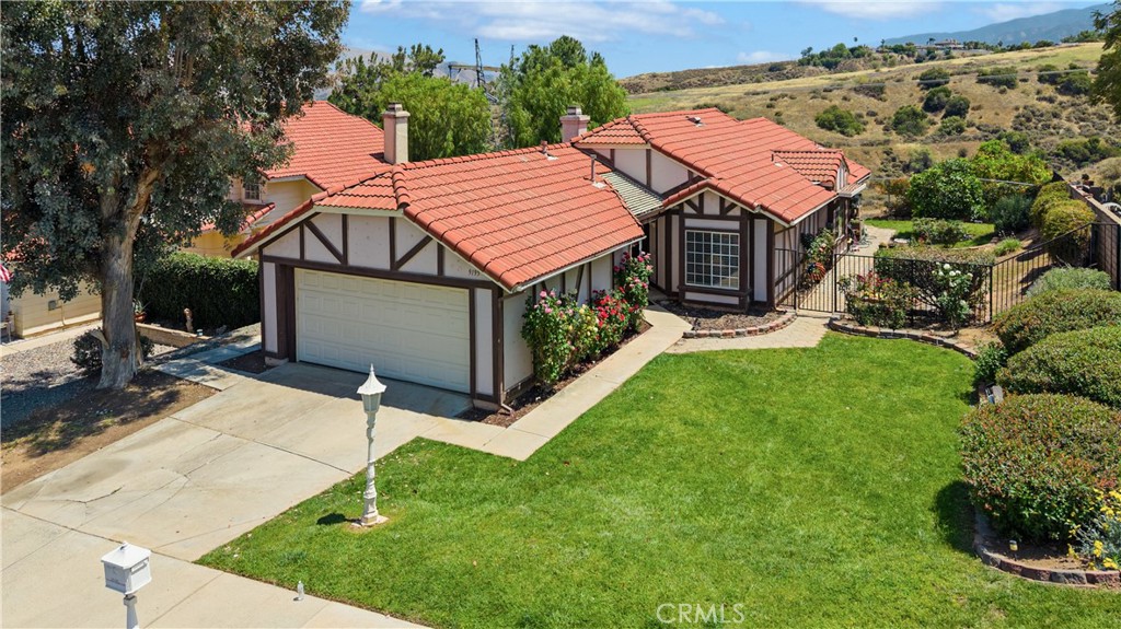 9195 Stone Canyon Road Corona, CA 92883 - Photo 1 of 31