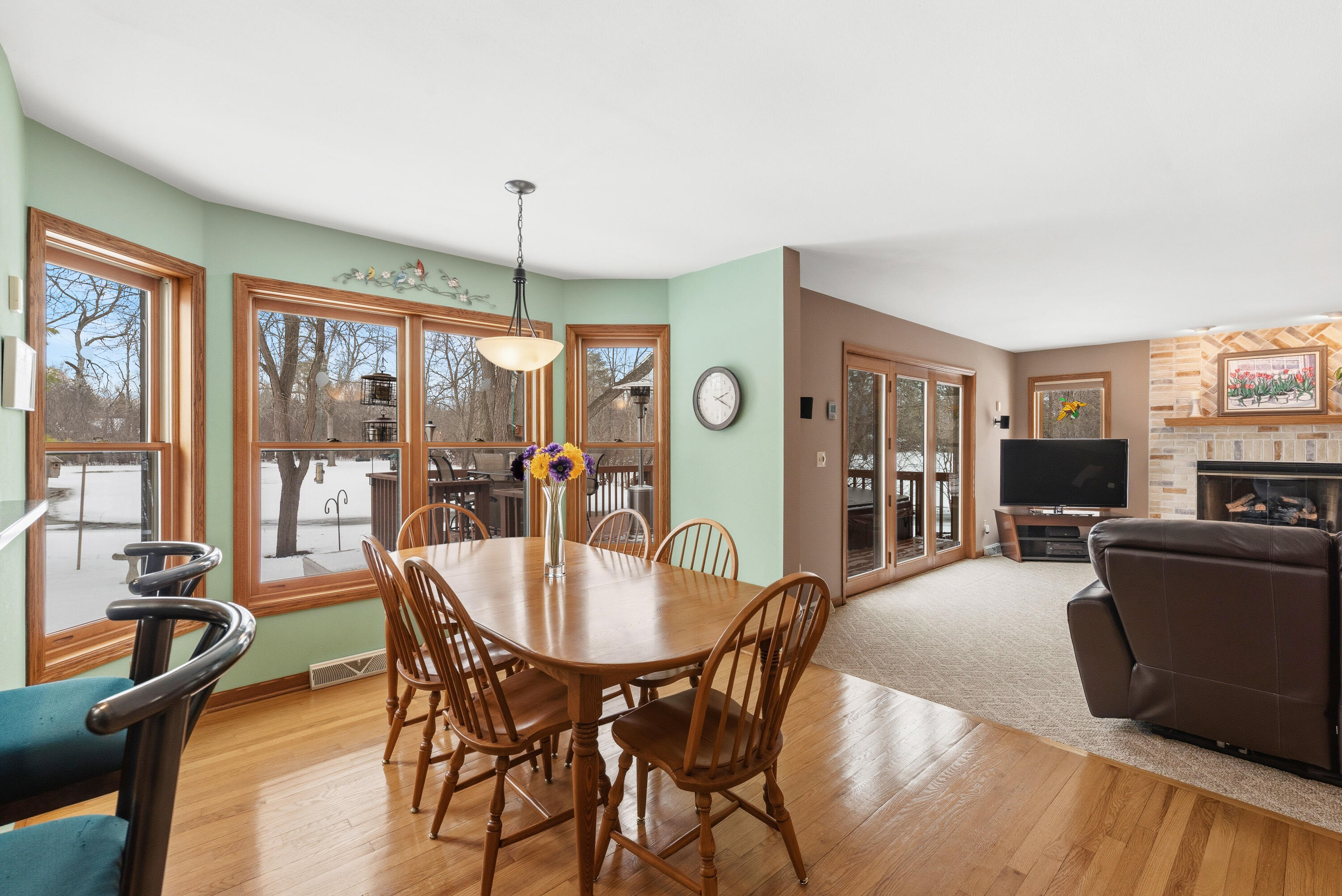 1414 West El Rancho Drive Mequon, WI 53092 - Photo 14 of 86 Kitchen